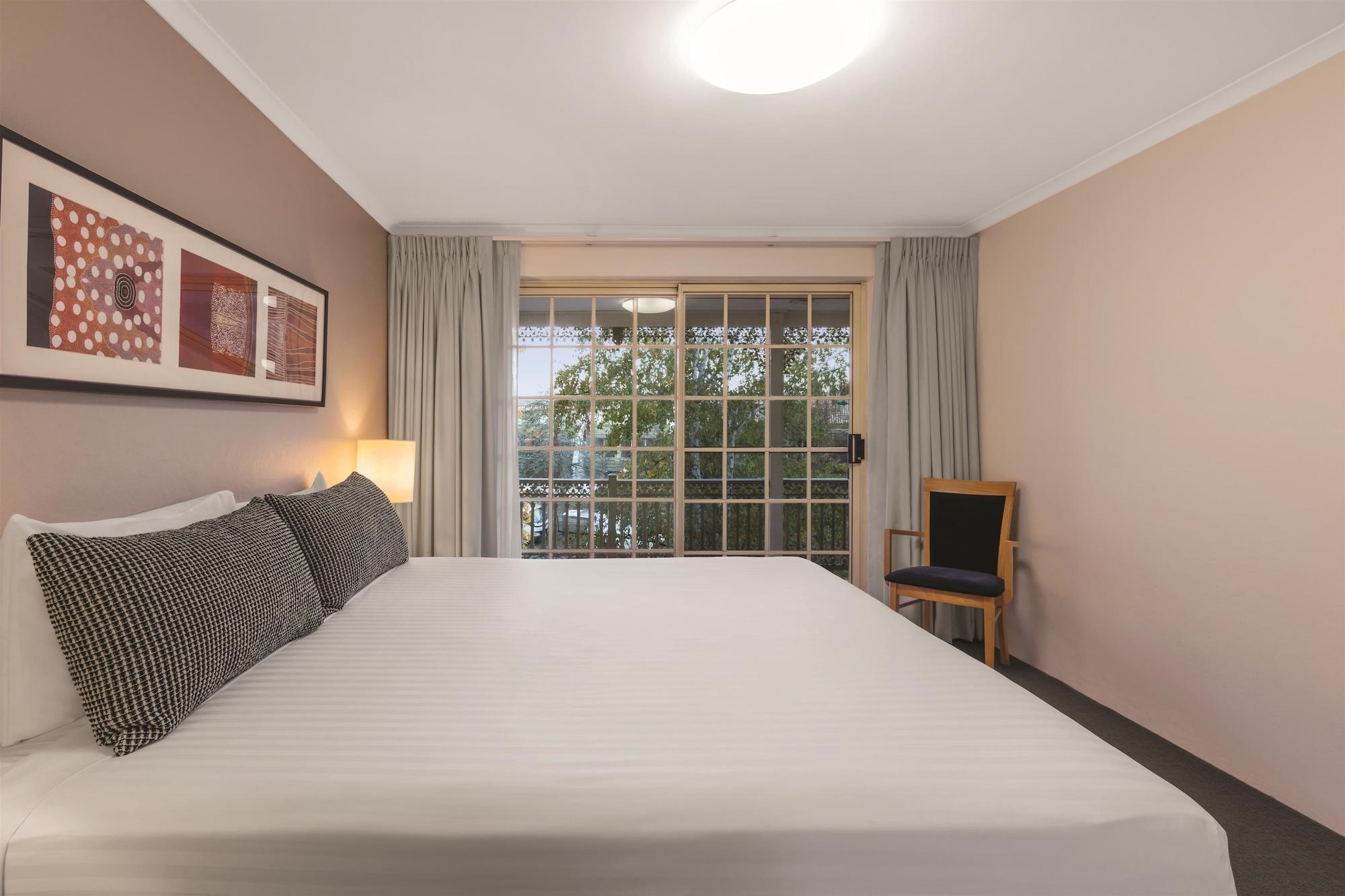 Adina Serviced Apartments Canberra Kingston Camberra Exterior foto
