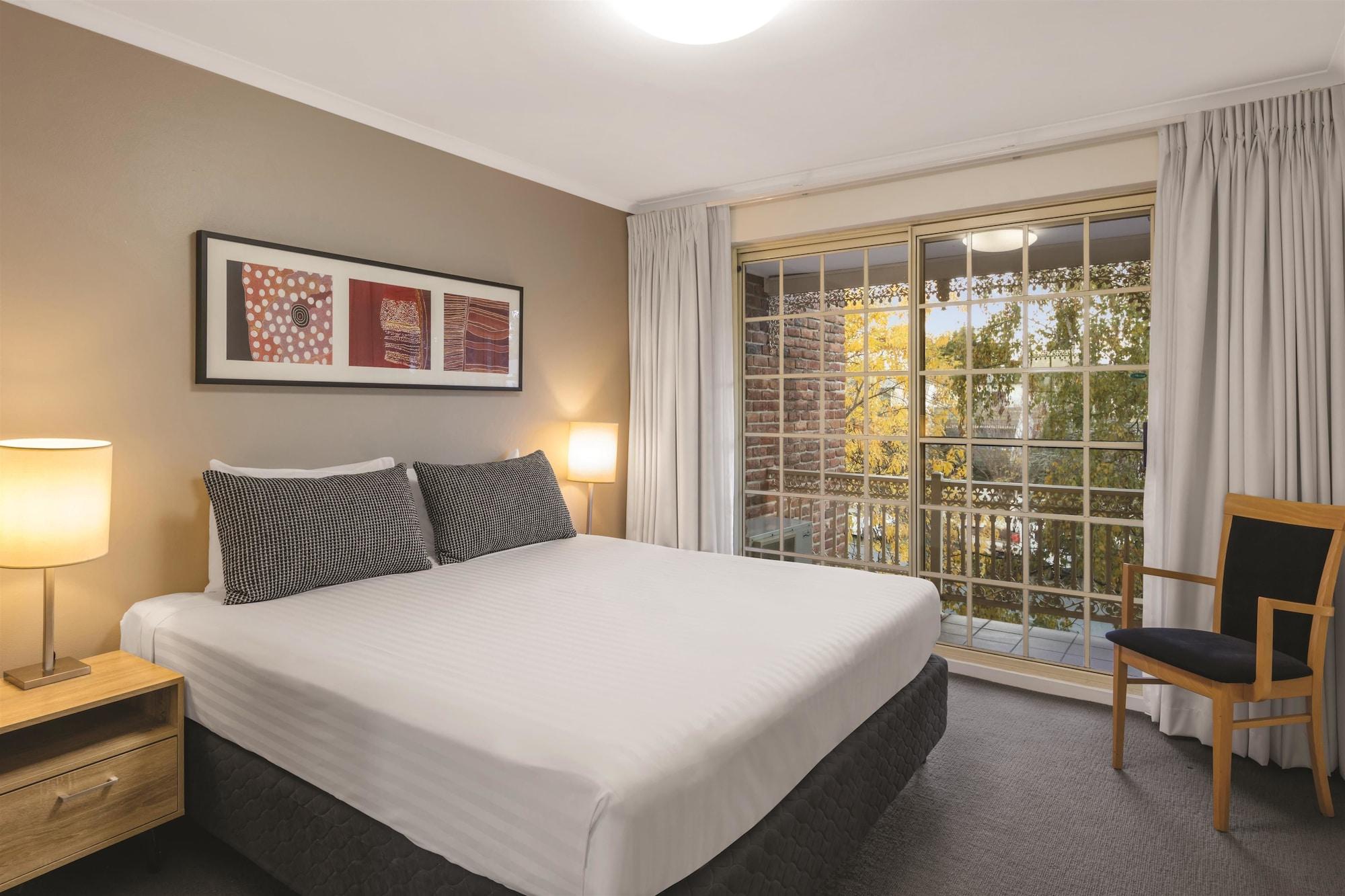 Adina Serviced Apartments Canberra Kingston Camberra Exterior foto
