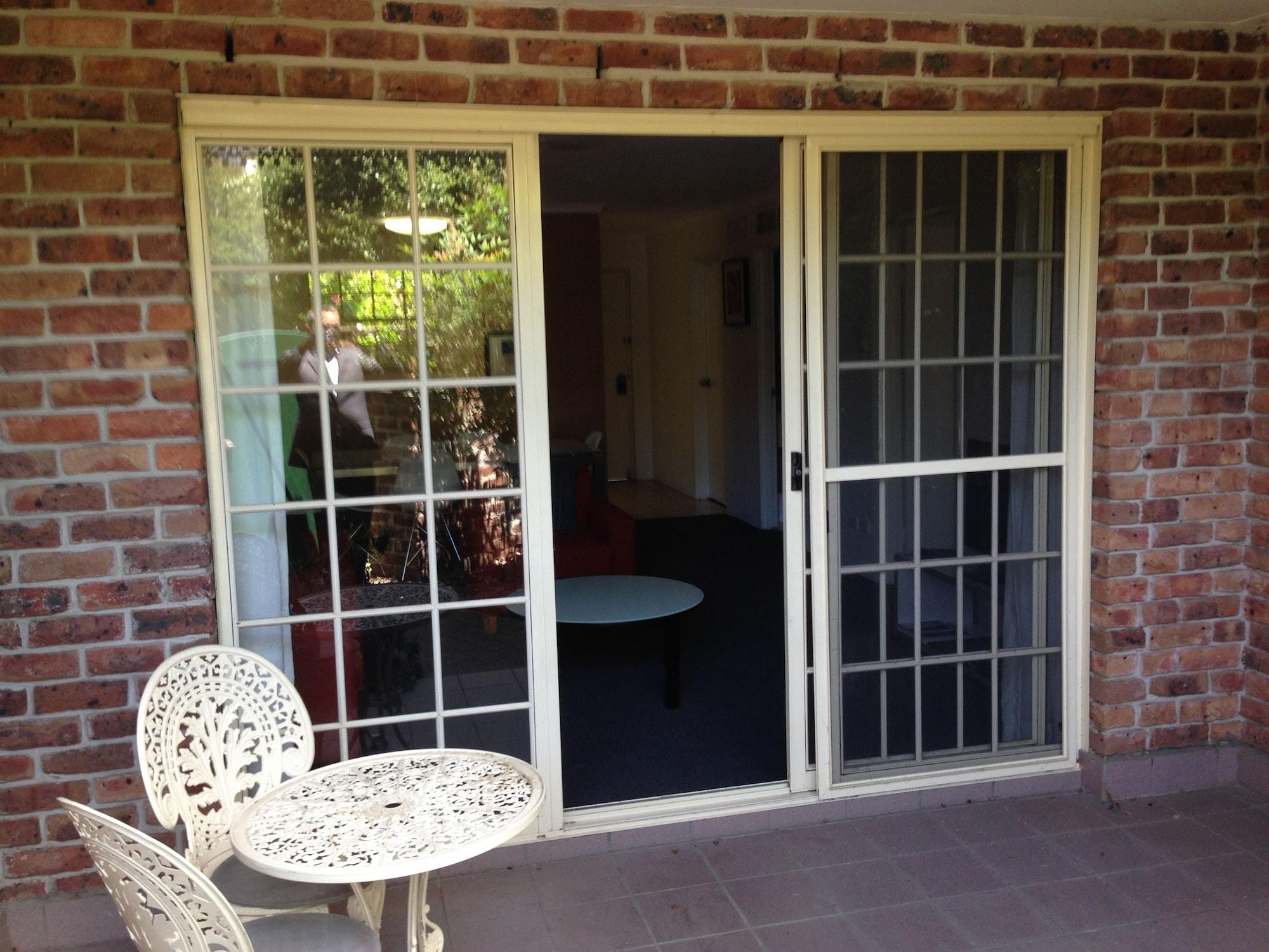 Adina Serviced Apartments Canberra Kingston Camberra Exterior foto
