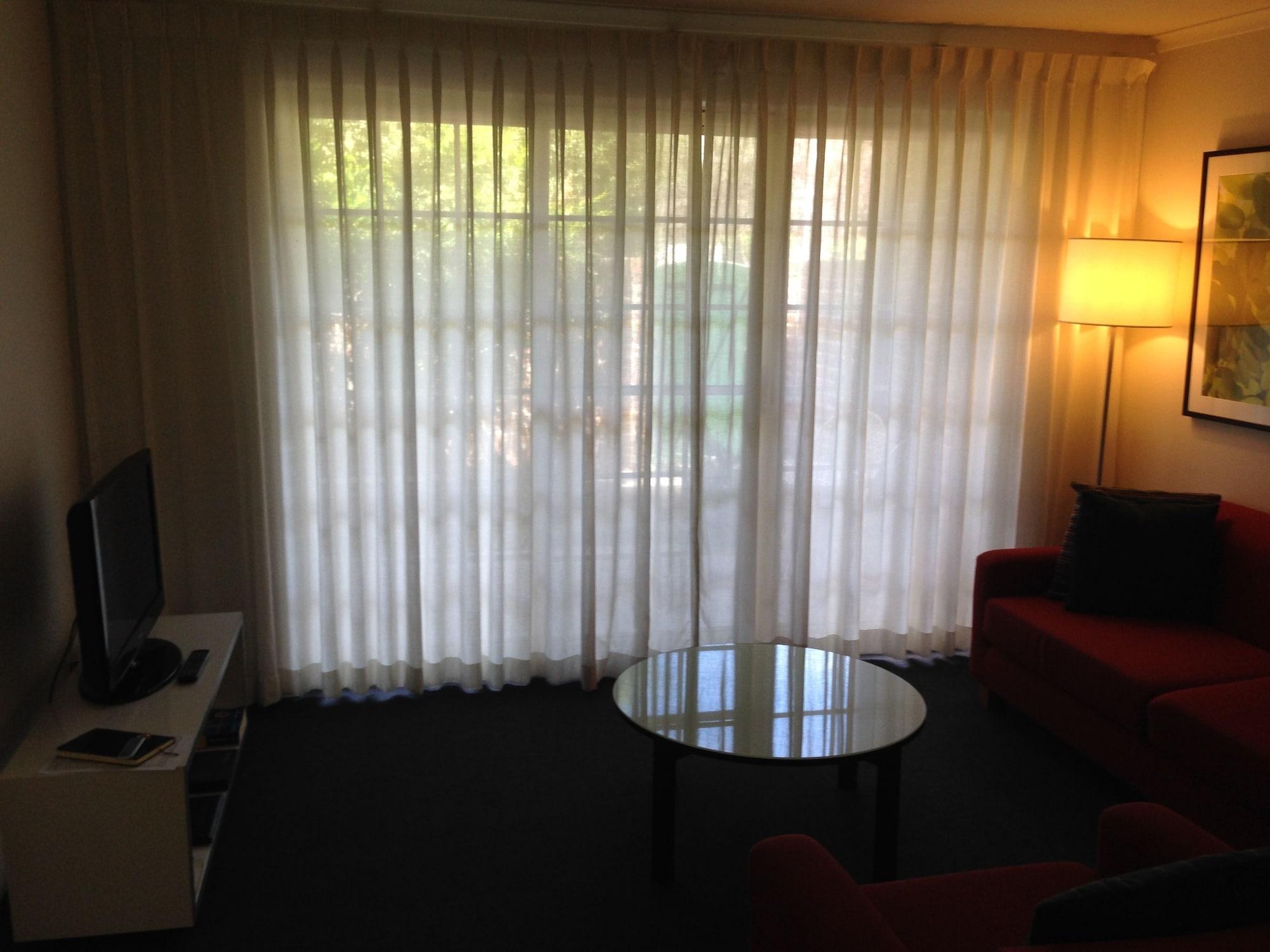 Adina Serviced Apartments Canberra Kingston Camberra Exterior foto