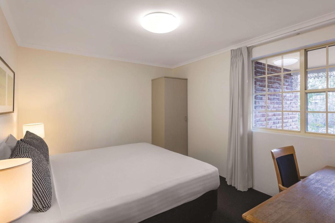 Adina Serviced Apartments Canberra Kingston Camberra Exterior foto