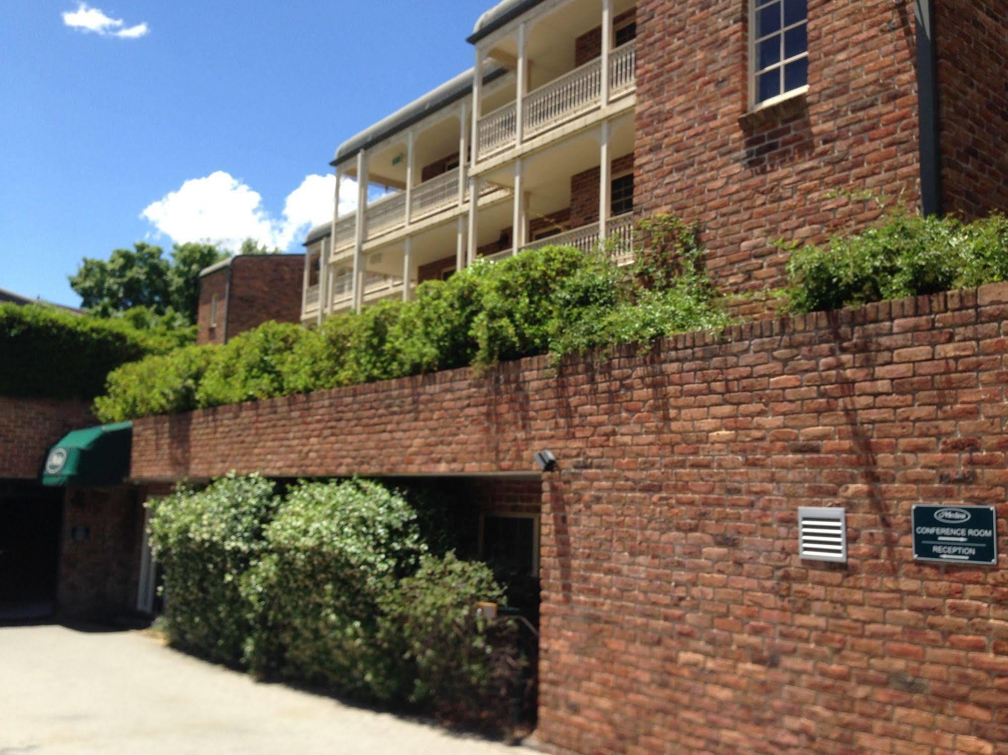 Adina Serviced Apartments Canberra Kingston Camberra Exterior foto