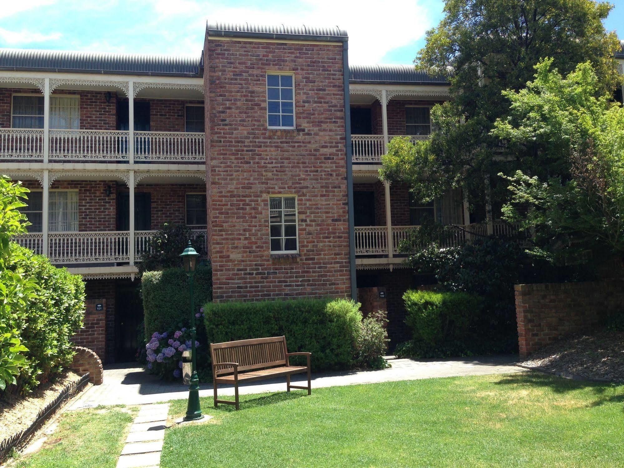Adina Serviced Apartments Canberra Kingston Camberra Exterior foto